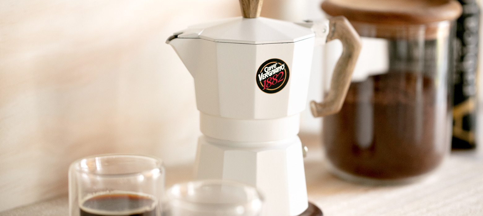 come fare il caffè con la moka maxicoffee